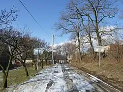 Příjezdová cesta k Úblu od Pochně