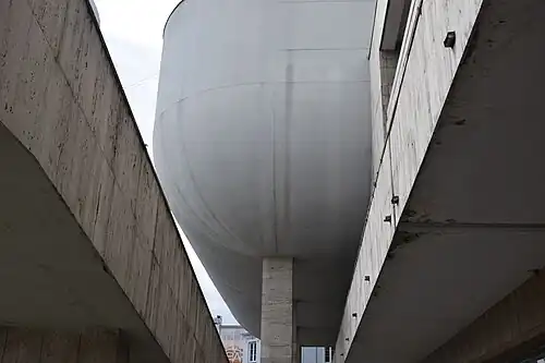 Krajský úřad, tzv. Vana