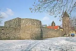 Pozůstatky městských hradeb