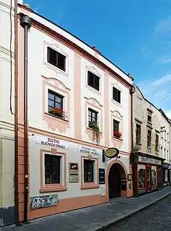 ČB, Hroznová 8 (01).jpg