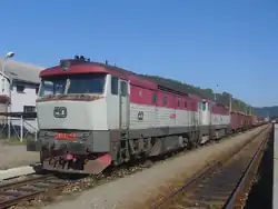 Dvojice lokomotiv řady 751