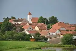 Čakov s kostelem sv. Linharta