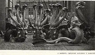 Hydry ve slévárně, Karlín 1908