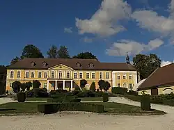 Čekanice, zámek.jpg