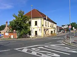 Křižovatka ulic Národních hrdinů a Českobrodské