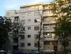 Činžovní dům - trojdům (Žižkov), Praha 3, Radhošťská 20, Žižkov - detail.JPG