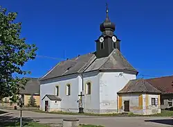 Člunek, church.jpg