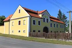 Člunek, house No 42.jpg