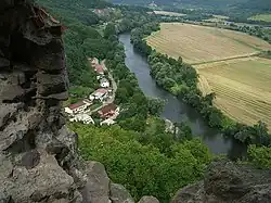 Šášovské Podhradie z Šášovského hradu