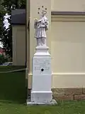 Šaratice - socha sv Jana Nepomuckého.jpg