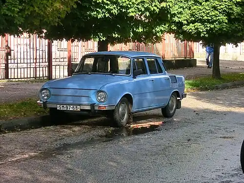 Škoda 100