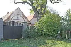 Špýchar usedlosti čp. 1, Loukonosy.JPG