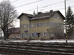 Výpravní budova nádraží