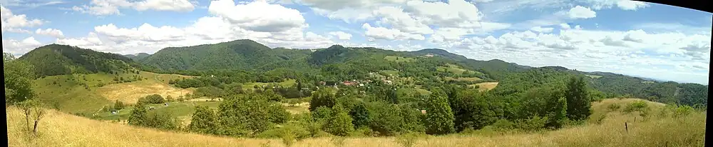 Štiavnické vrchy (foceno z vrchu Baniště na severozápad)
