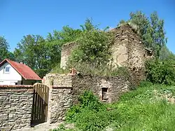 Žíšov (Vavřinec), tvrz.jpg