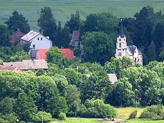 Pohled na kapli Navštívení Panny Marie ve Žďáru z Příhrazský skal