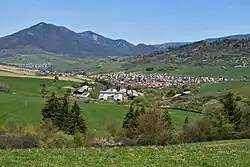 Pohled na obec Žaškov z jihu