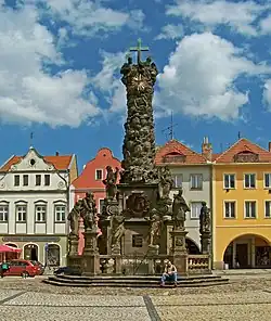 Trojiční sloup na náměstí
