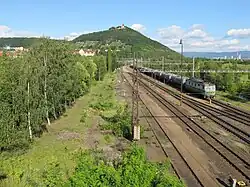 trať před stanicí Most