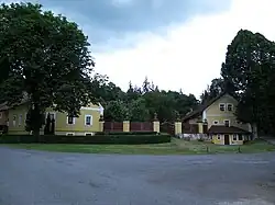 Žinkovy, zemědělský dvůr čp.35.jpg