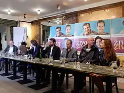 Fotka z novinářské konference 20.5.2015