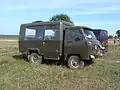 T12.02 na základě UAZ-452 upravený pro osobní dopravu (2010)