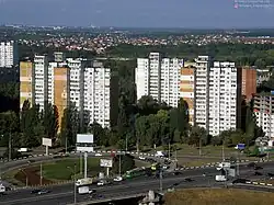 Panelové domy v komplexu Teremky-I na Oděsském náměstí