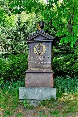 Náhrobek F. X. Mozarta