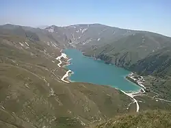 Celkový pohled na jezero Kezenoj-Am