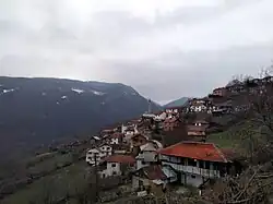 Pohled na vesnici Lomnica