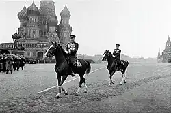 Velitel přehlídky, maršál Sovětského svazu K. K. Rokossovskij, 24. června 1945