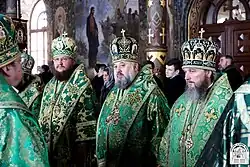 Metropolita Pantelejmon uprostřed