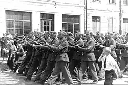 Přehlídka 1. gardové brigády ROA v Pskově dne 22. června 1943