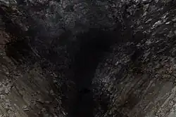 Chodba v Jezerní jeskyni