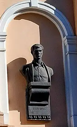 Busta V. Stuse, divadlo v Dnipru