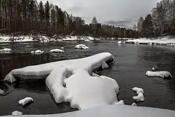 Řeka severně od města Nižnij Tagil