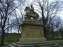 Dominanta parku: Bendlova jezdecká socha sv. Václava