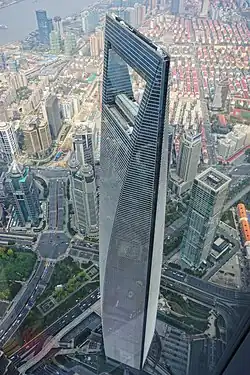Shanghai World Financial Center v březnu 2017