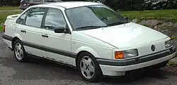 VW Passat B3 sedan (1988–1993)