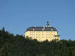 Pohled na Horní zámek od východu