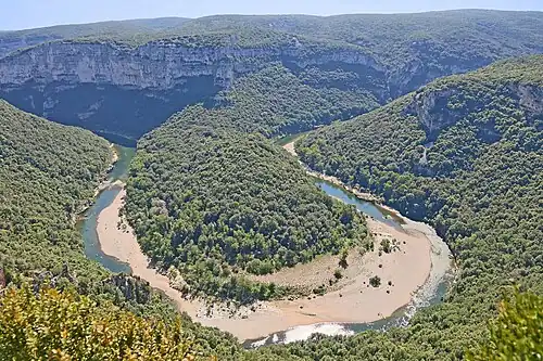 Cirque de la Madeleine a zřícenina Maladriere des templiers