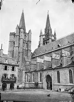Façade sud et flèches de la cathédrale Notre-Dame et Saint-Privat, Mende, 1888