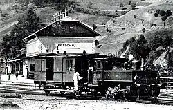 Lokálkové "kafemlejnky" řady 97 kkStB (310.0) byly jednou z konstrukcí lokomotivky Wr. Neustadt, vyráběnou od roku 1878, a pak ve značném počtu i většinou rakouských lokomotivek, včetně První Českomoravské