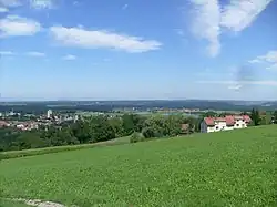 Pohled na Trate, v pozadí Mureck