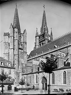 Façade sud et flèches de la cathédrale Notre-Dame et Saint-Privat, Mende, 1890