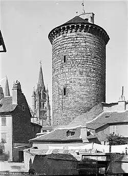 Tour des Pénitents et clocher de la cathédrale Notre-Dame et Saint-Privat, Mende, 1890