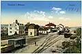 Železniční stanice na pohlednici z roku 1914
