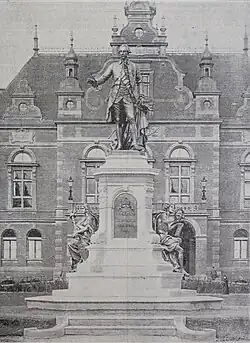 Pomník císaře Josefa II. před Německým domem na Lažanského náměstí, foto 1893