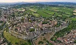 Pohled na pevnost Carcassonne
