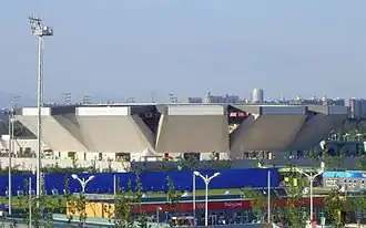 Lotosový kurt jako květ lotosu